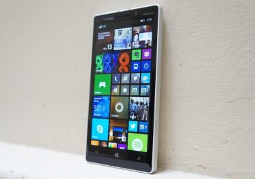 Microsoft: второй волны обновлений до Windows 10 Mobile не будет